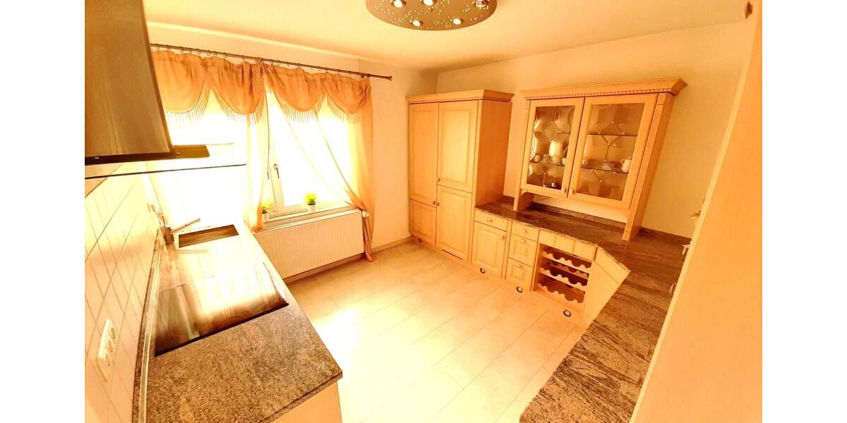 Villa Düren Rölsdorf - 14 Zimmer, 420 m&sup2;, 790.000&euro; | Angebot:27108850