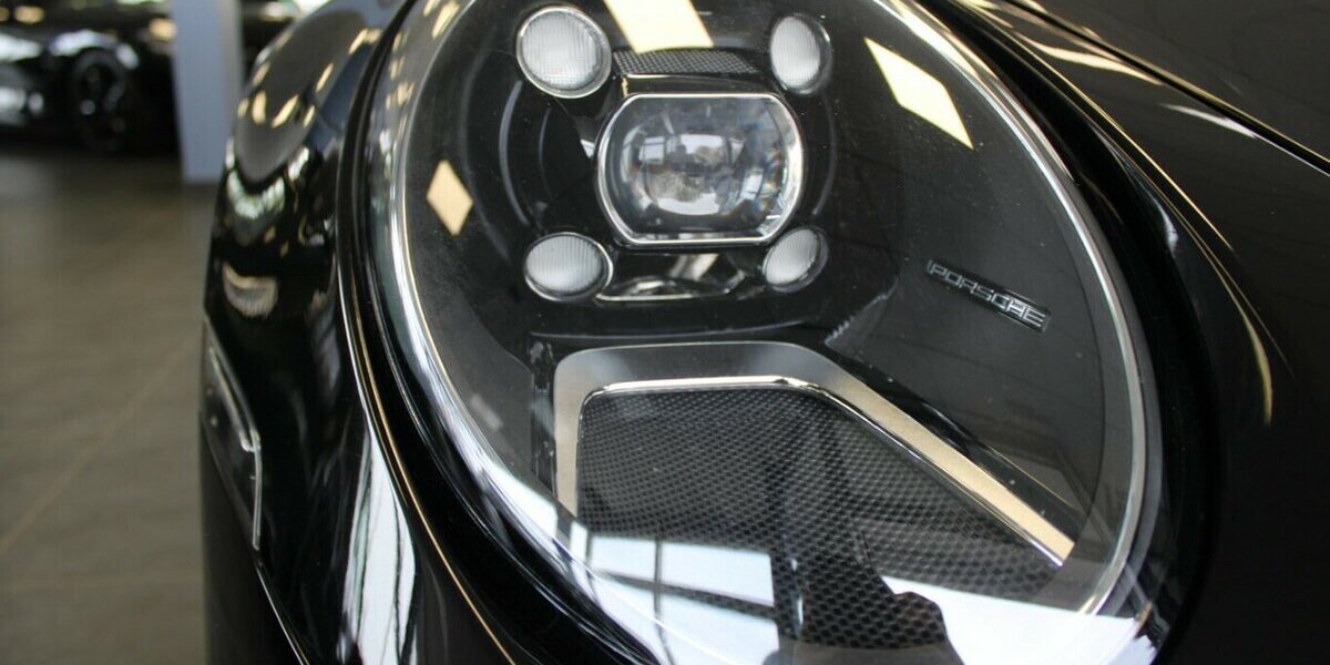 Porsche 992 Carrera S PDLS - Schiebedach - Bose 37.795 km 107.911 &euro; Euskirchen 53881