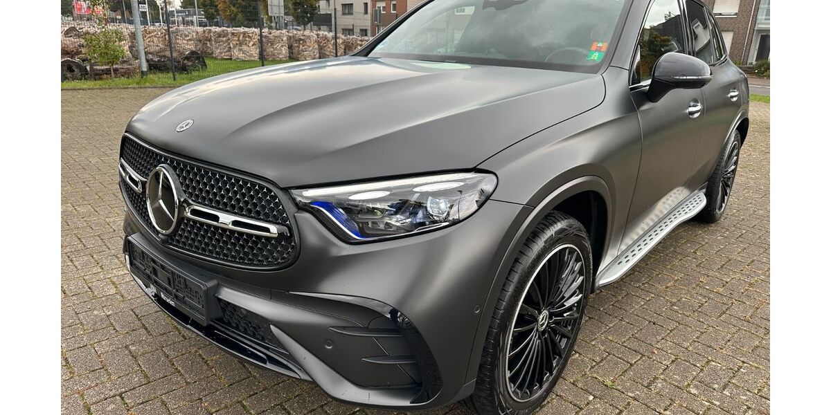 Mercedes-Benz GLC 300 24.702 km 71.999 &euro; würselen 52146