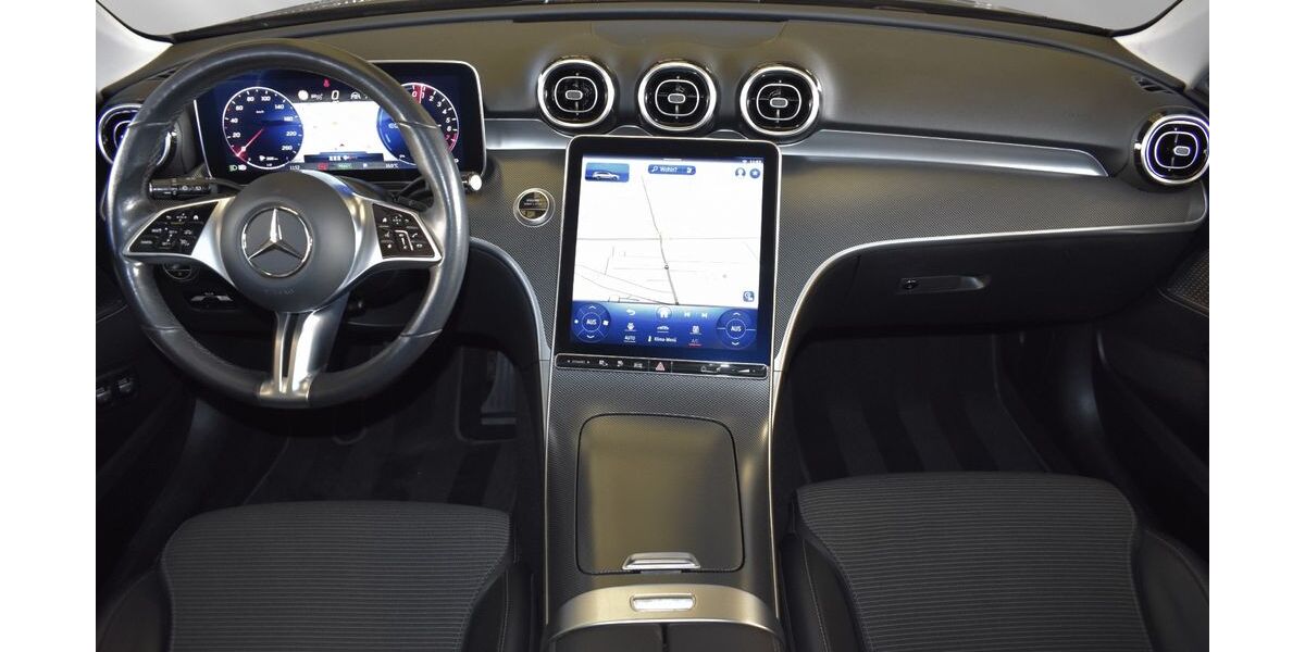 Mercedes-Benz C 300 180.000 km 21.890 &euro; Düren 52351