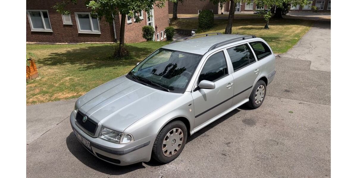 Skoda Octavia 232.000 km 600 &euro; Aachen 52074