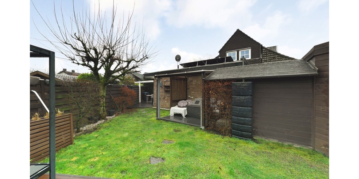 Kohlscheid – Einzugsfertiges, modernes und vollmöbliertes Einfamilienhaus mit Pool und Saunahaus - Reihenendhaus Herzogenrath | Angebot:25944756