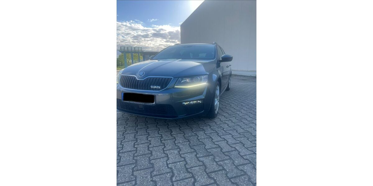 Skoda Octavia 157.000 km 16.590 &euro; Jülich 52428
