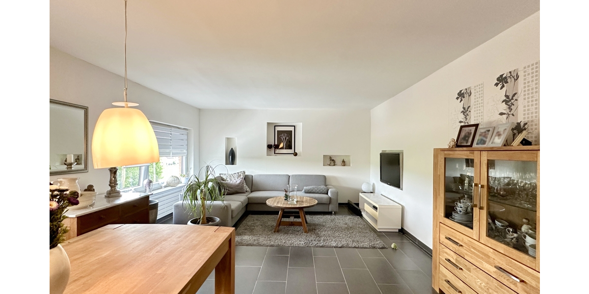 JÄSCHKE - Ihr Platz für Neues – Doppelhaus + Bungalow und großem Grundstück in Traumlage von Breinig - Zweifamilienhaus Stolberg (Rheinland) / Breinig Breinig | Angebot:22209491