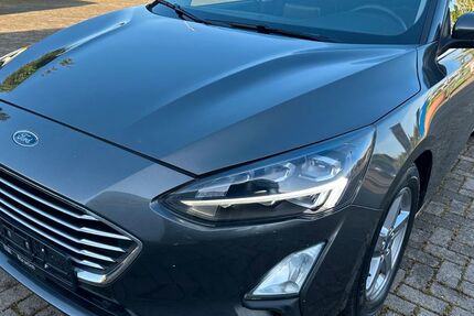 Ford Focus 110.000 km 13.999 &euro; würselen 52146