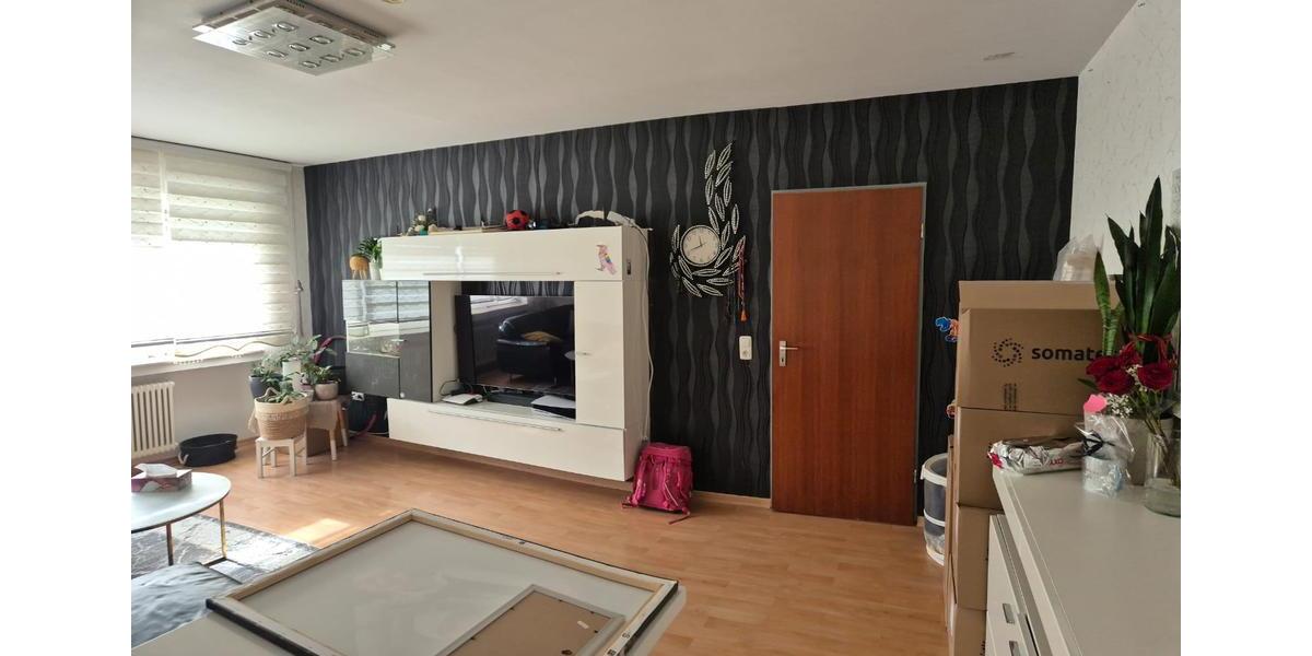 Etagenwohnung Bedburg - 3 Zimmer, 82 m&sup2;, 850&euro; | Angebot:26001668