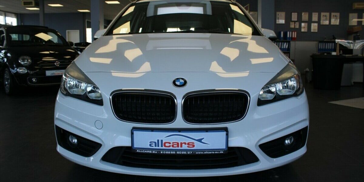 BMW 216 Gran Tourer Advantage - 7-Sitzer - 125.300 km 10.980 &euro; Euskirchen 53881