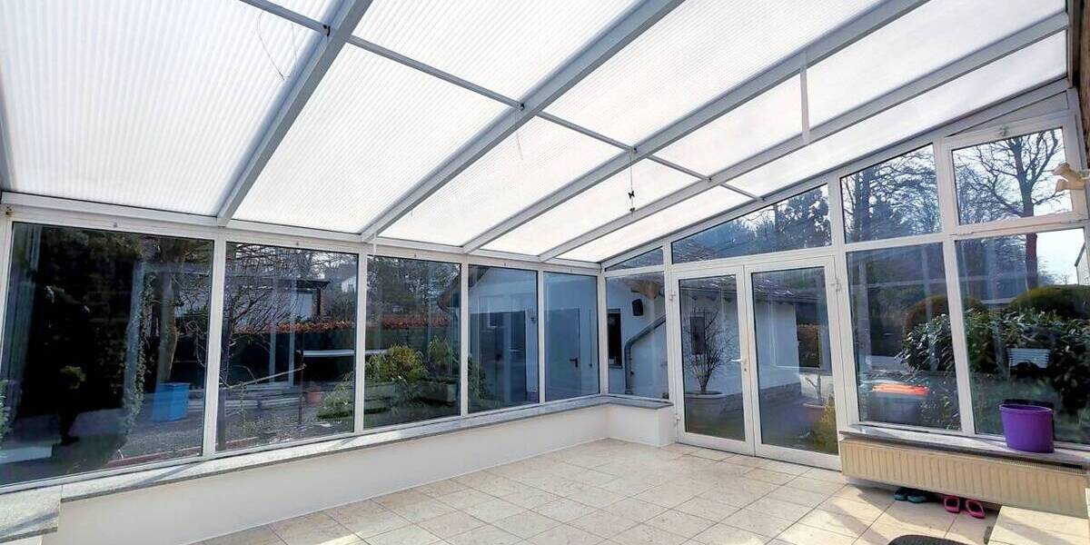 Mehrfamilienhaus, Wohnhaus Roetgen - 9 Zimmer, 280 m&sup2;, 890.000&euro; | Angebot:25971022