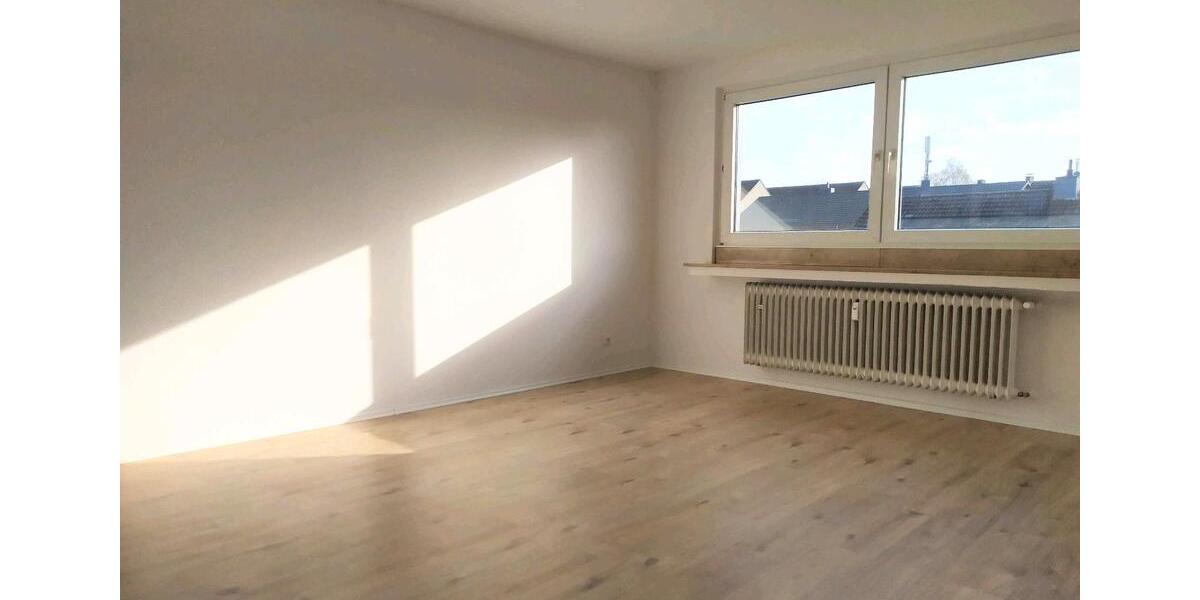 Dachgeschoßwohnung Stolberg (Rhld.) Büsbach - 3 Zimmer, 65 m&sup2;, 159.000&euro; | Angebot:25953498