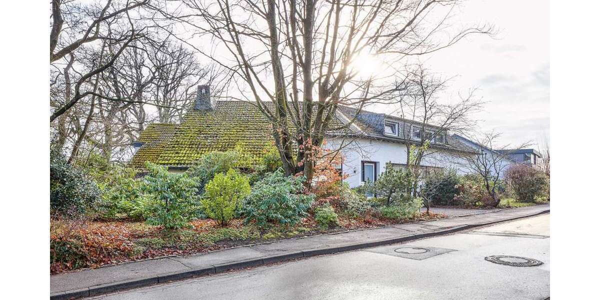 Einfamilienhaus Aachen Aachen-Mitte - 9 Zimmer, 281 m&sup2;, 930.000&euro; | Angebot:25174082