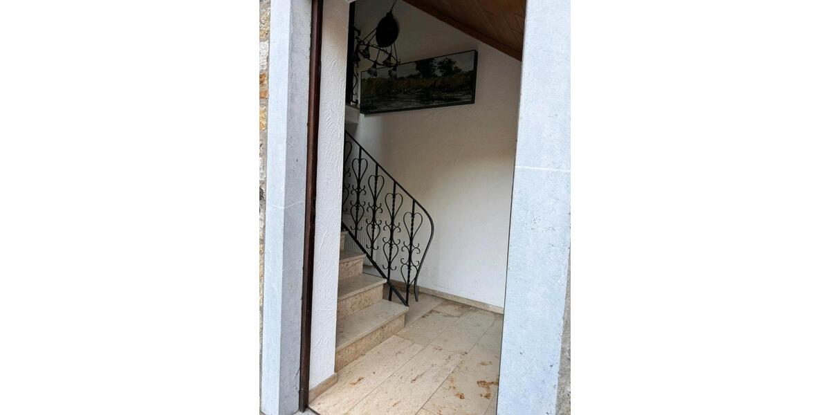 Etagenwohnung Aachen Aachen-Mitte - 3.5 Zimmer, 105 m&sup2;, 750&euro; | Angebot:25287110