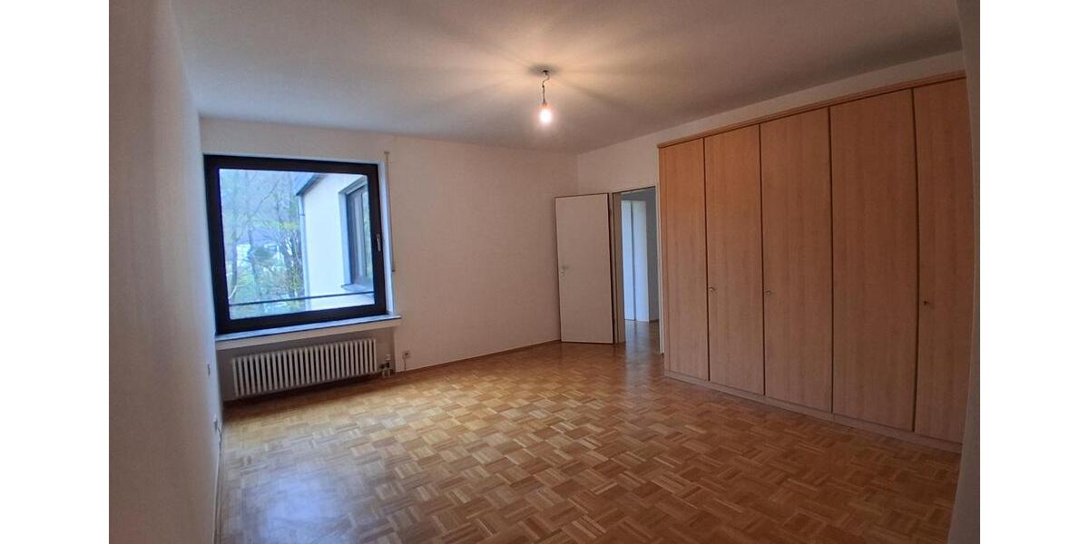 Etagenwohnung Aachen Aachen-Mitte - 5 Zimmer, 138 m&sup2;, 1.695&euro; | Angebot:26013837