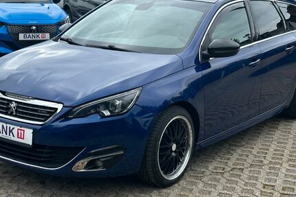 Peugeot 308 111.238 km 7.500 &euro; Würselen 52146