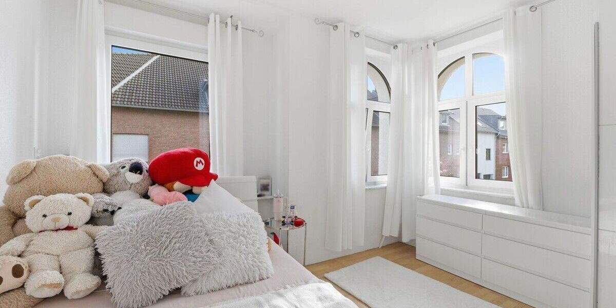 Einfamilienhaus Alsdorf - 8 Zimmer, 230 m&sup2;, 399.000&euro; | Angebot:25770120