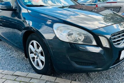 Volvo S60 310.435 km 4.750 &euro; Aachen 52080