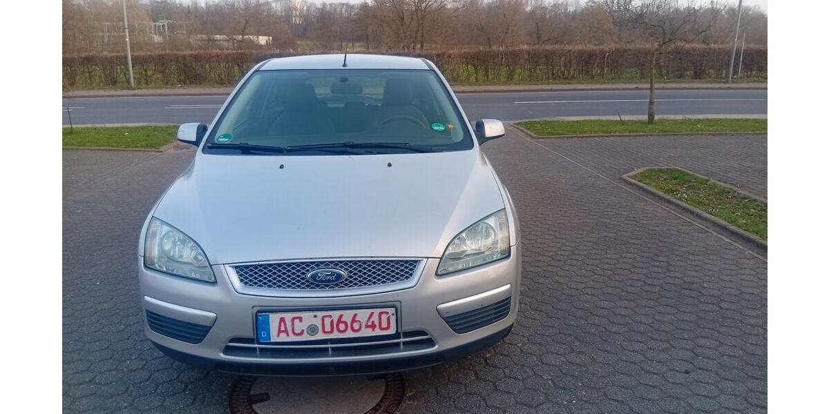 Ford Focus 212.275 km 1.199 &euro; Aachen 52080