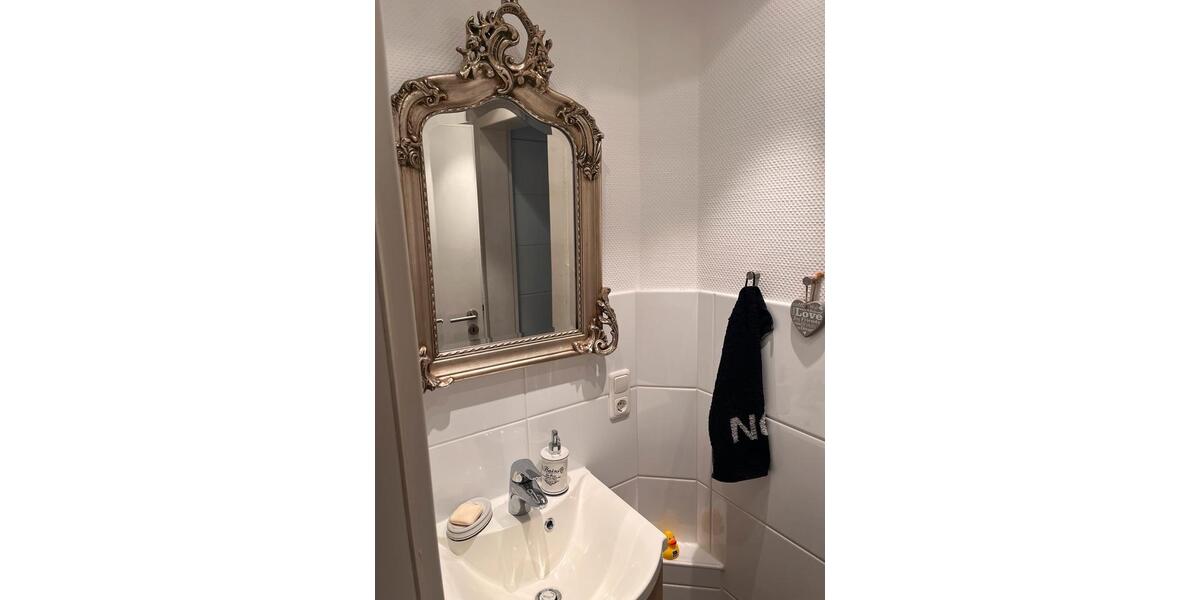 Etagenwohnung Düren - 4 Zimmer, 130 m&sup2;, 1.200&euro; | Angebot:26612551