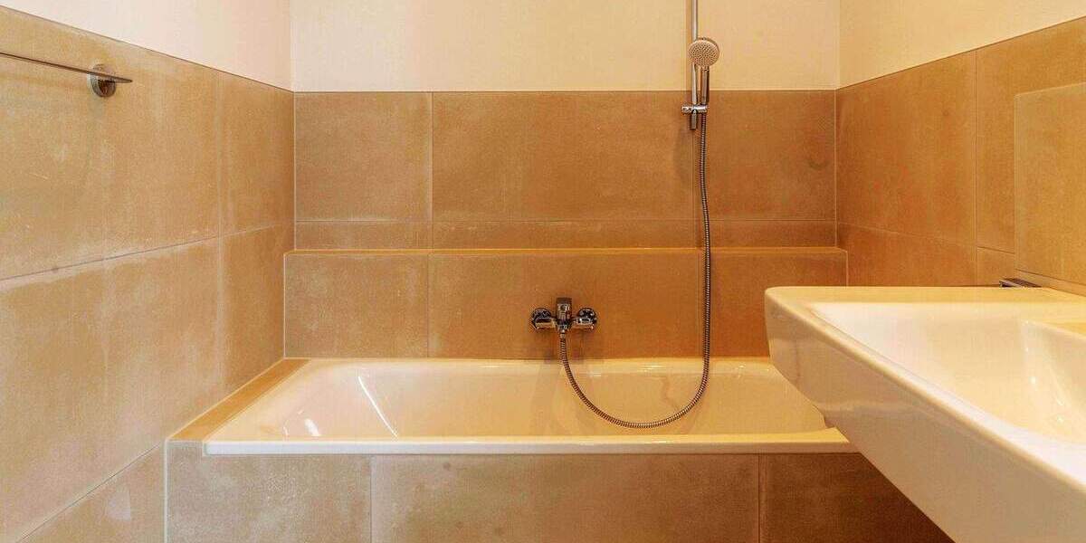 Etagenwohnung Aachen Aachen-Mitte - 3 Zimmer, 142 m&sup2;, 1.550&euro; | Angebot:25697839