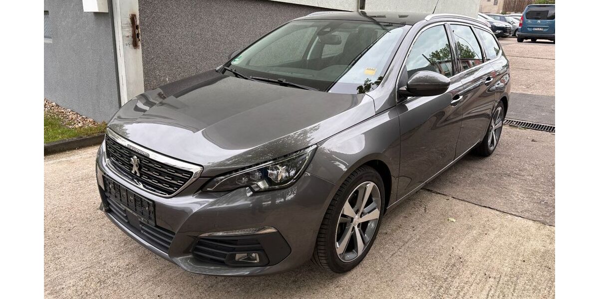 Peugeot 308 132.000 km 4.700 &euro; Aachen 52070