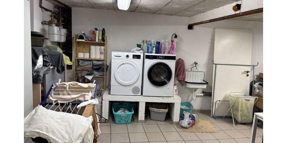 Mehrfamilienhaus, Wohnhaus Alsdorf Hoengen - 8 Zimmer, 270 m&sup2;, 595.000&euro; | Angebot:25772711