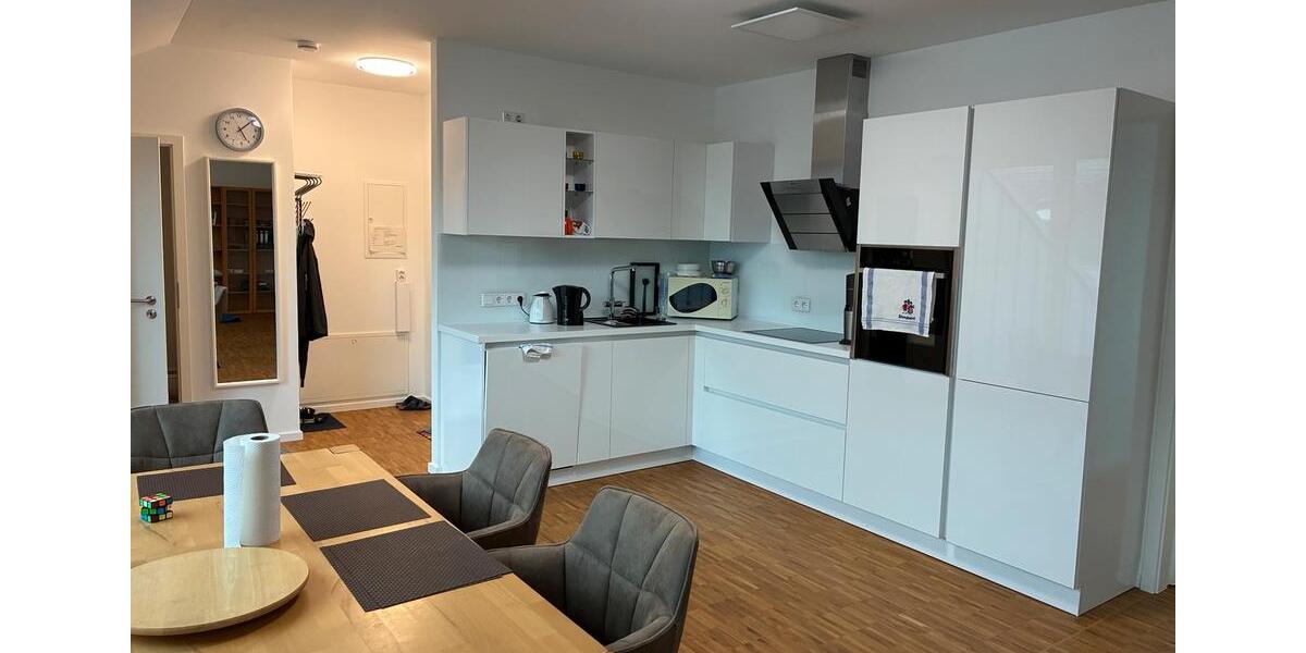 Dachgeschoßwohnung Aachen Aachen-Mitte - 2 Zimmer, 77 m&sup2;, 1.200&euro; | Angebot:26603554