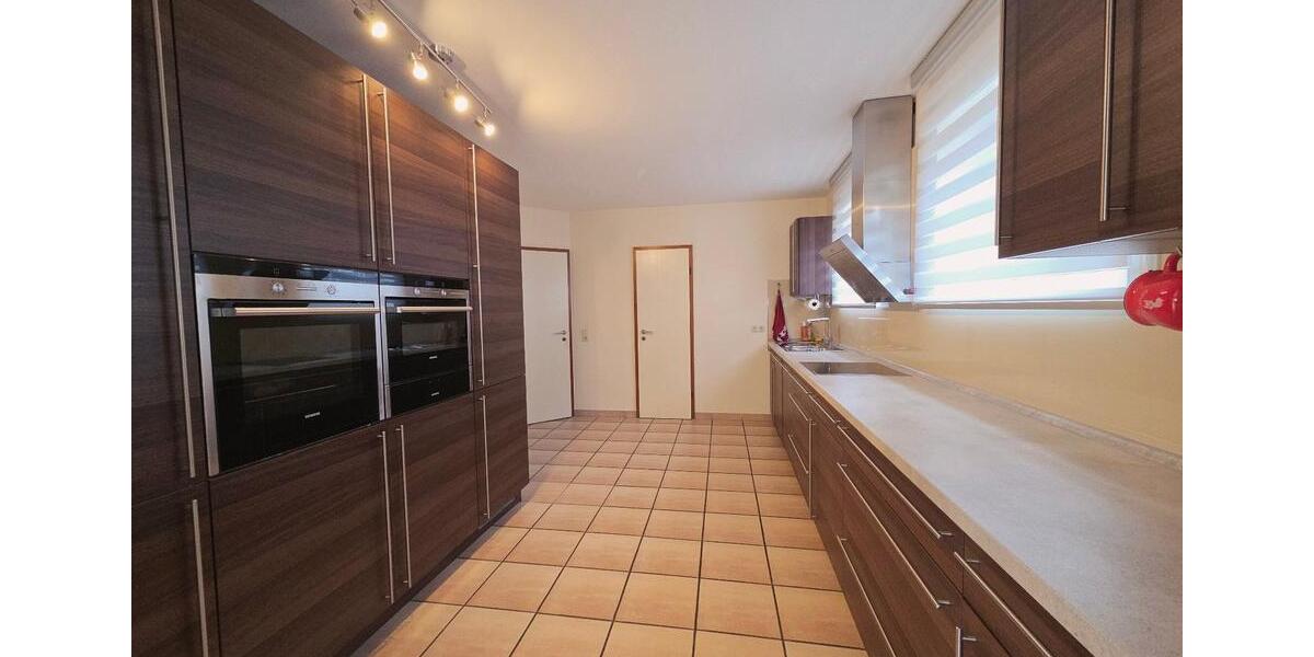 Einfamilienhaus Bergheim Ahe - 5 Zimmer, 160 m&sup2;, 685.000&euro; | Angebot:26041504