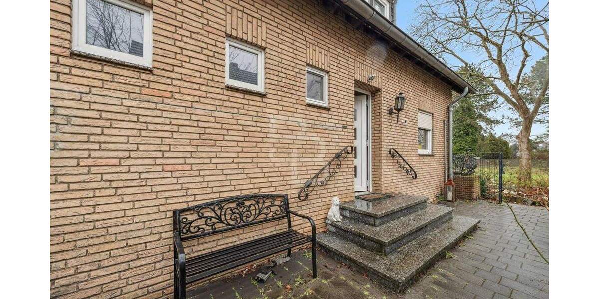 Einfamilienhaus Hürth Berrenrath - 4 Zimmer, 98 m&sup2;, 410.000&euro; | Angebot:25687116