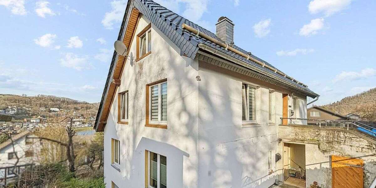 Einfamilienhaus Simmerath - 8 Zimmer, 285 m&sup2;, 399.000&euro; | Angebot:25634346