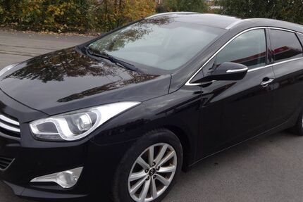 Hyundai i40 231.000 km 5.200 &euro; Zülpich 53909