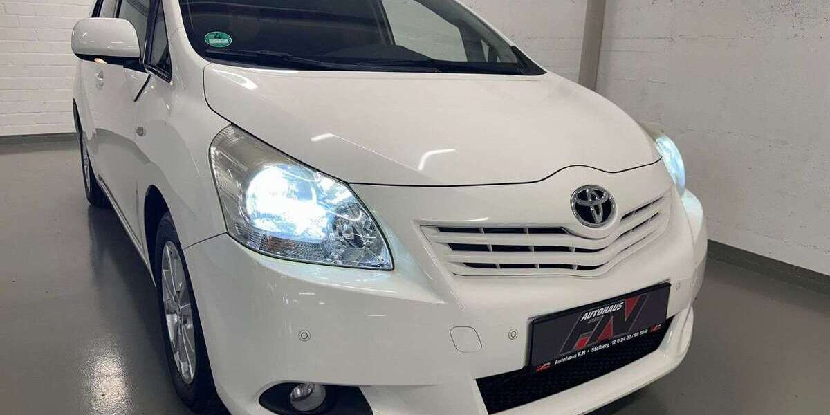 Toyota Verso 150.700 km 7.900 &euro; Stolberg 52224