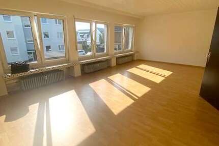Wohnung Köln Rodenkirchen - 3 Zimmer, 88 m&sup2;, 775&euro; | Angebot:26042325