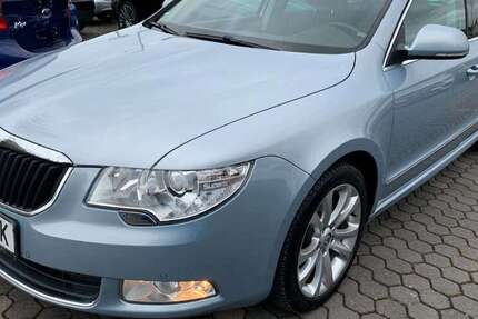 Skoda Superb 154.901 km 8.999 &euro; Mechernich Kommern 53894