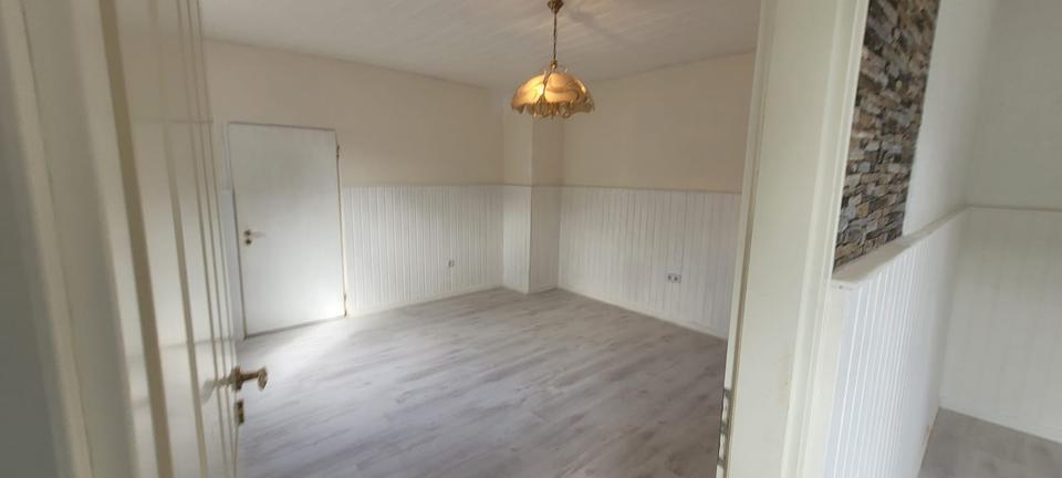 Etagenwohnung Frechen - 2 Zimmer, 58 m&sup2;, 700&euro; | Angebot:26518397