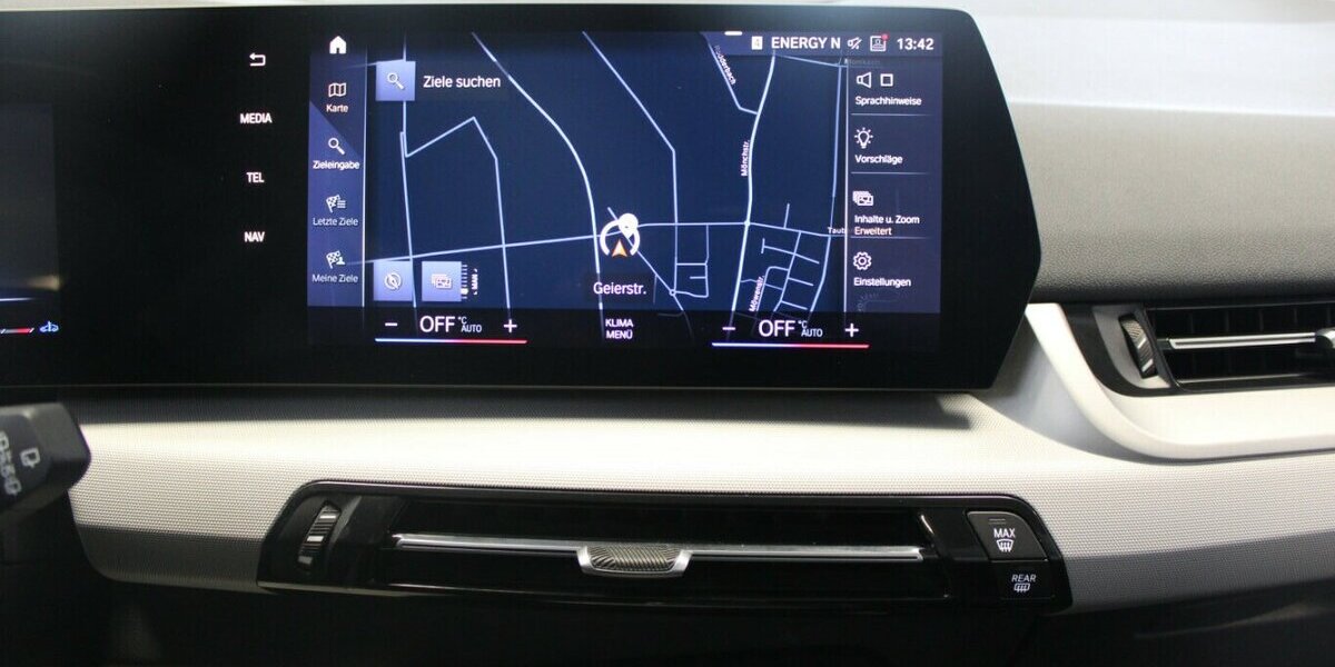 BMW 218 218d Active Tourer Aut. 89.998 km 21.980 &euro; Euskirchen 53881