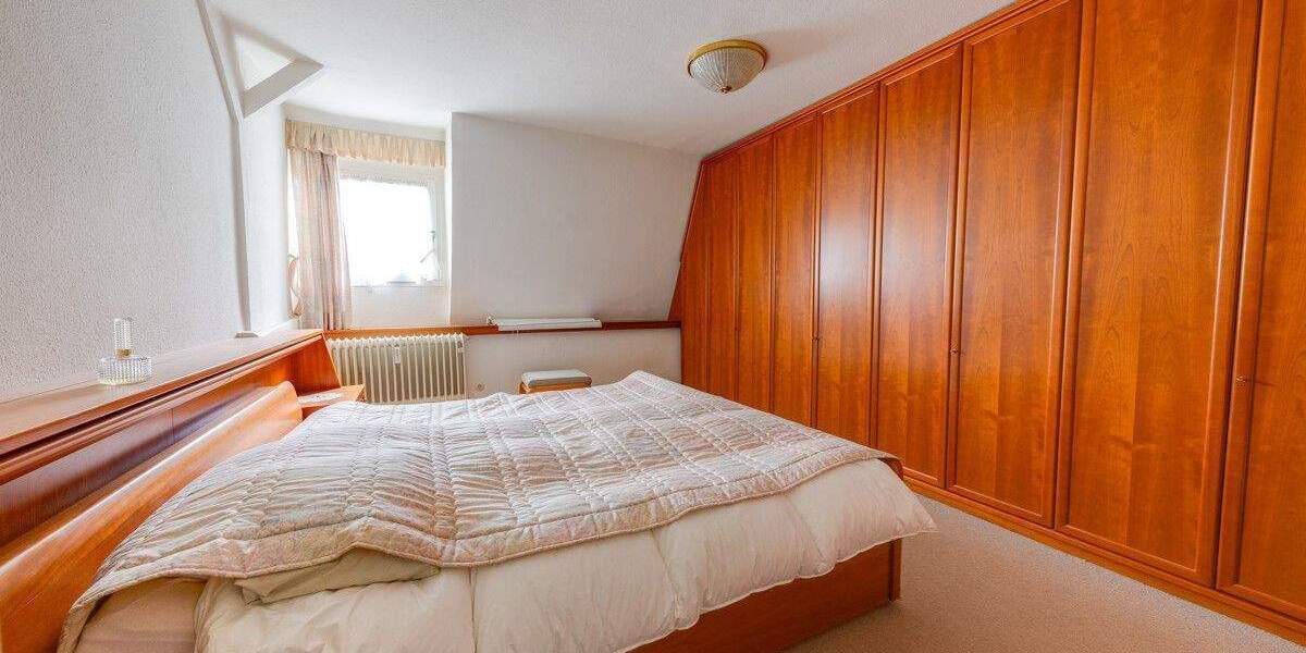 Einfamilienhaus Stolberg (Rheinland) Vicht - 8 Zimmer, 249 m&sup2;, 499.000&euro; | Angebot:25674474