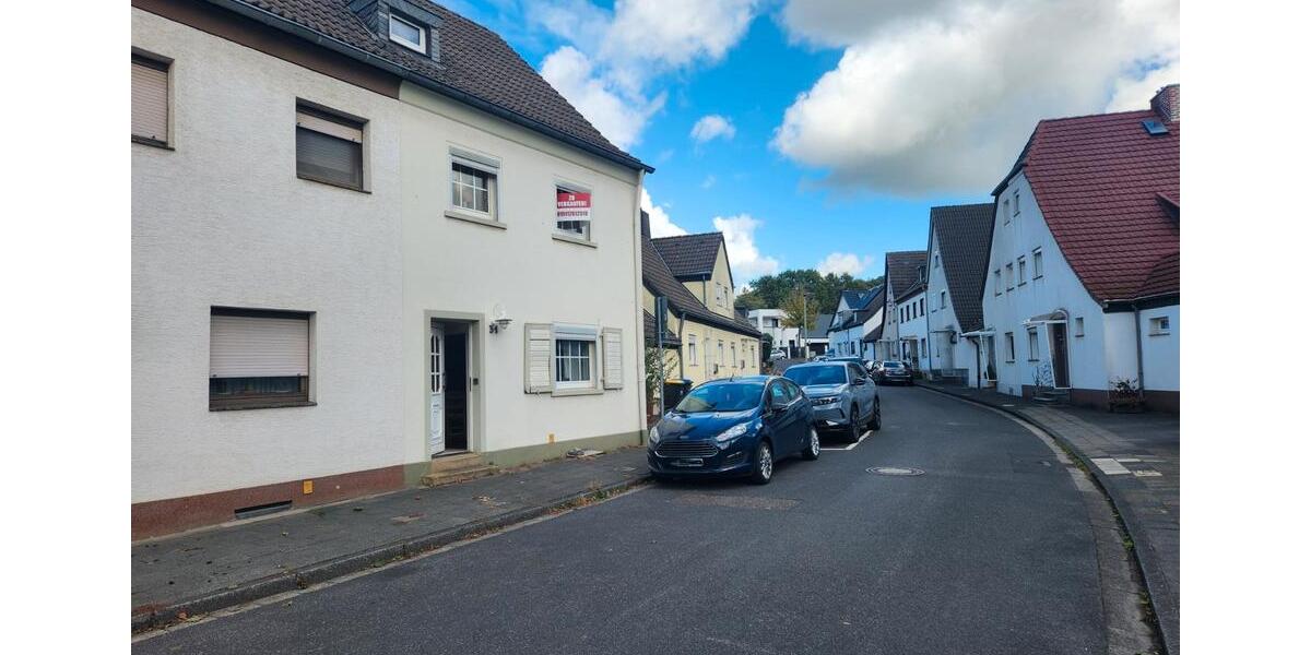Reihenhaus Bergheim Ahe - 5 Zimmer, 104 m&sup2;, 312.000&euro; | Angebot:27617895