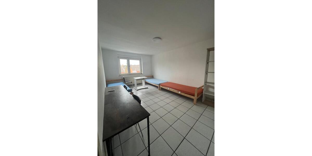 Etagenwohnung Würselen - 3 Zimmer, 67 m&sup2;, 400&euro; | Angebot:26020350