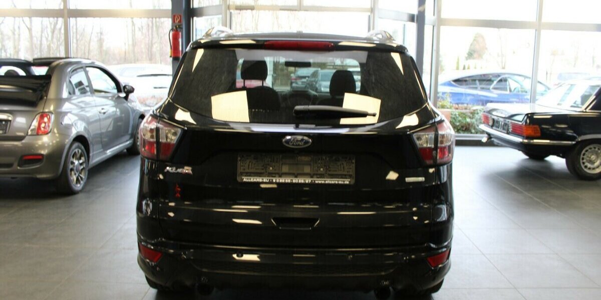 Ford Kuga 1.5 EcoBoost 2x4 ST-Line 110.675 km 12.480 &euro; Euskirchen 53881