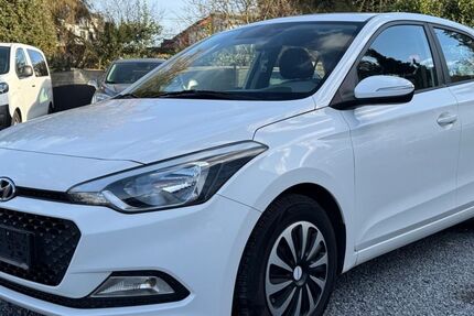 Hyundai i20 110.000 km 6.700 &euro; Aachen 52080