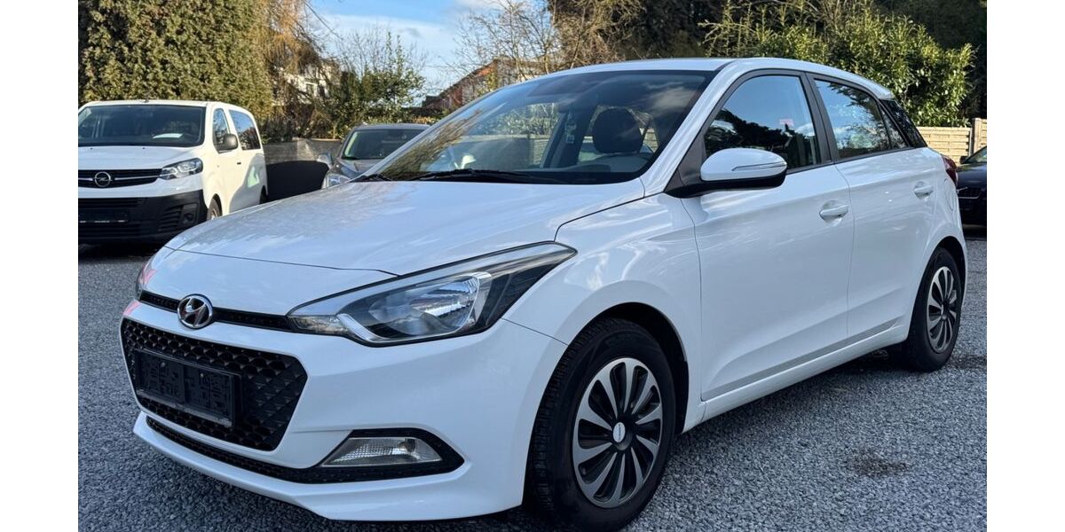 Hyundai i20 110.000 km 6.700 &euro; Aachen 52080
