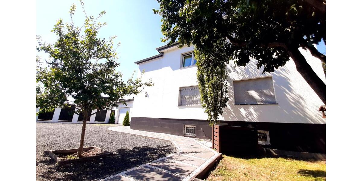 Einfamilienhaus Düren Rölsdorf - 14 Zimmer, 420 m&sup2;, 790.000&euro; | Angebot:27014732