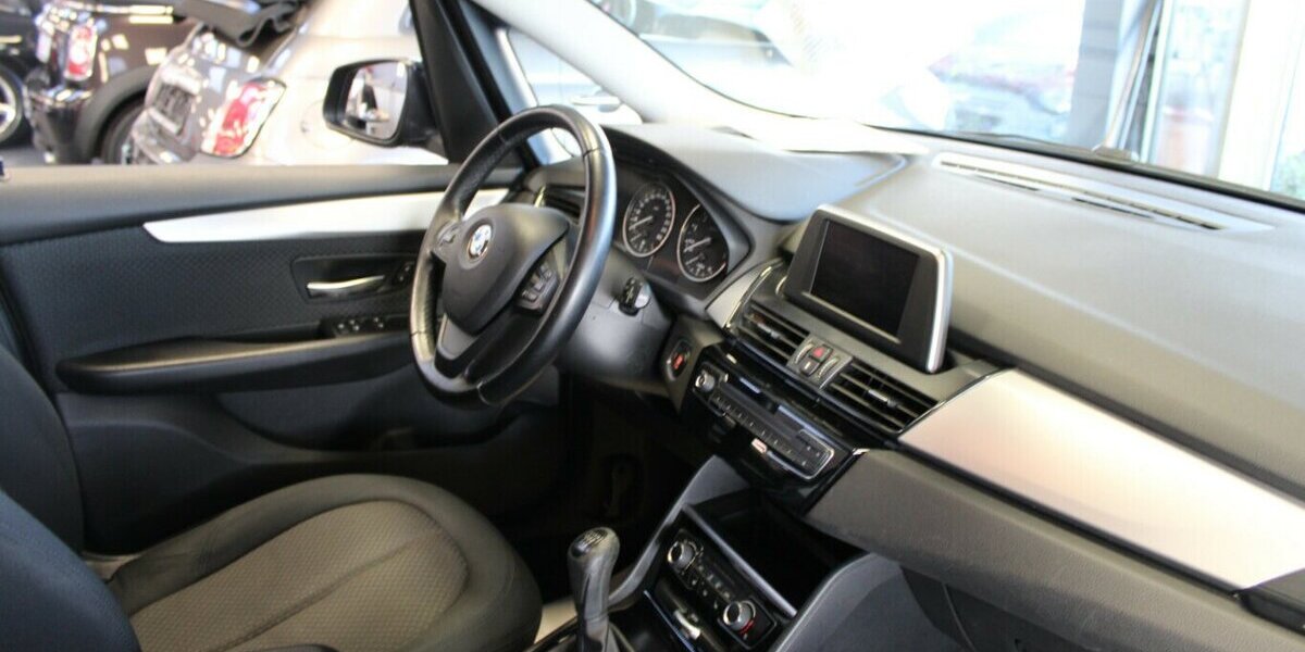 BMW 218 218i Gran Tourer 109.220 km 13.480 &euro; Euskirchen 53881