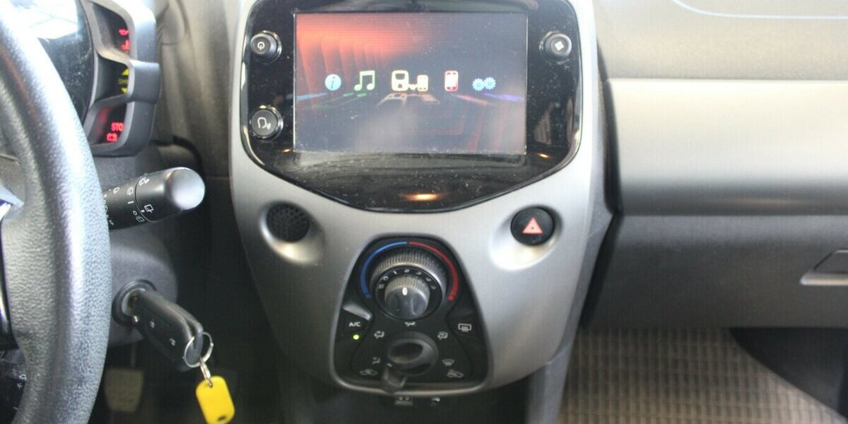 Toyota Aygo 1.0 5-Türig - Klima - 115.062 km 6.980 &euro; Euskirchen 53881