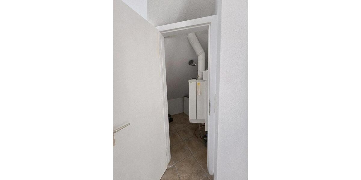 Dachgeschoßwohnung Mechernich - 2 Zimmer, 81 m&sup2;, 960&euro; | Angebot:24327655