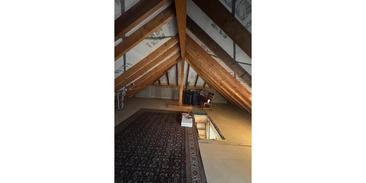 Dachgeschoßwohnung Langerwehe - 3 Zimmer, 85 m&sup2;, 650&euro; | Angebot:26504321