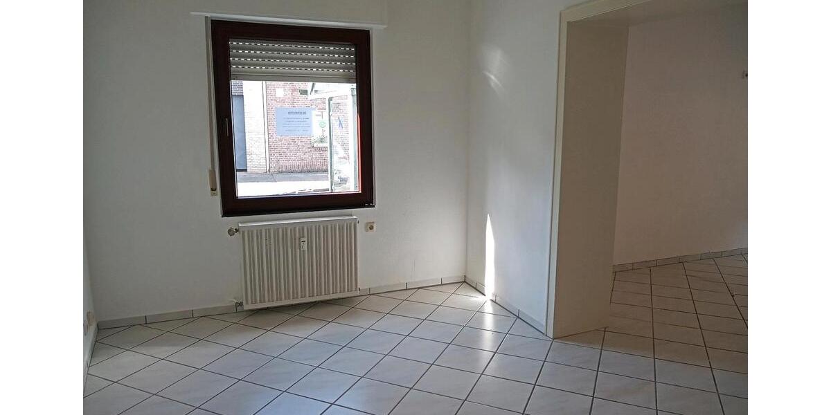 Erdgeschoßwohnung Würselen - 2 Zimmer, 68 m&sup2;, 530&euro; | Angebot:26020365