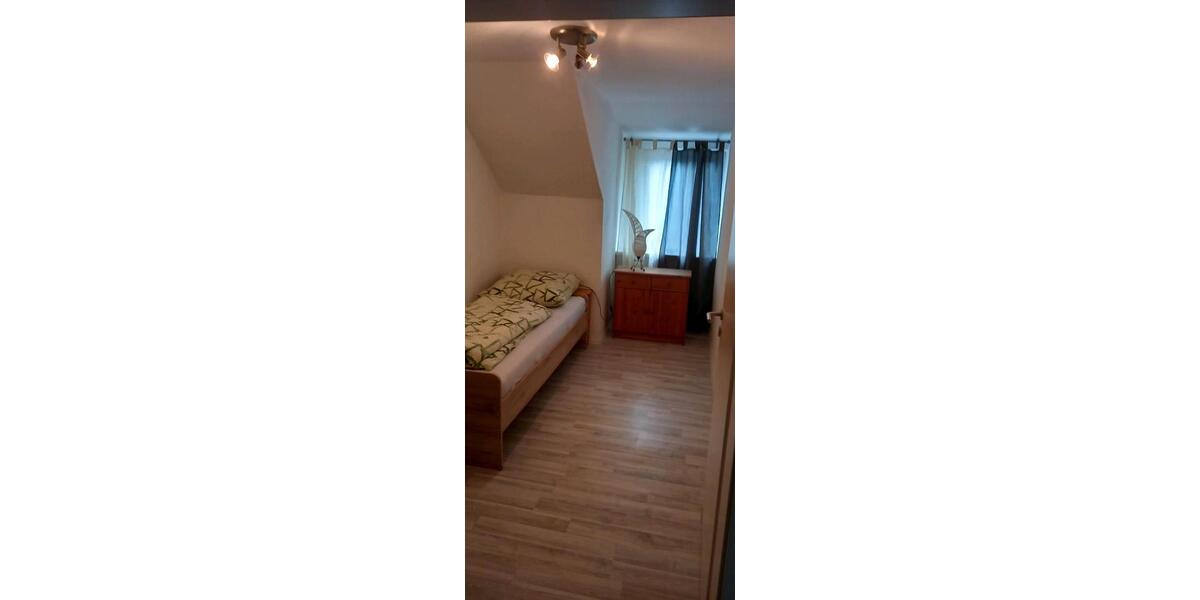 Etagenwohnung Baesweiler - 3 Zimmer, 85 m&sup2;, 1.200&euro; | Angebot:25255193