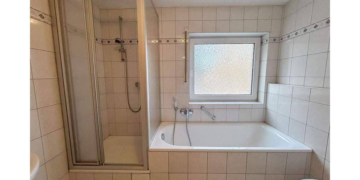 Doppelhaushälfte Übach-Palenberg / Marienberg Marienberg - 6 Zimmer, 135 m&sup2;, 379.000&euro; | Angebot:25687009