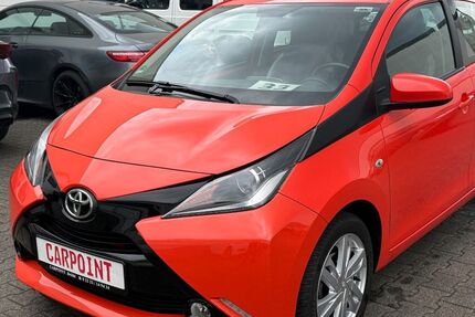Toyota Aygo (X) 47.000 km 9.950 &euro; Brühl 50321