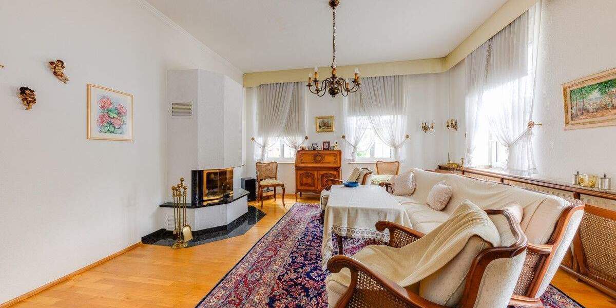 Einfamilienhaus Stolberg (Rheinland) Vicht - 8 Zimmer, 249 m&sup2;, 499.000&euro; | Angebot:25674474